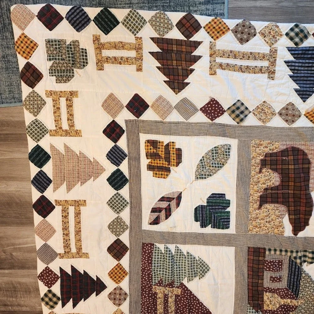VINTAGE Handmade‎ Rustic Lodge Moose Bear Pine Tree Patchwork Cabin Quilt 80x80